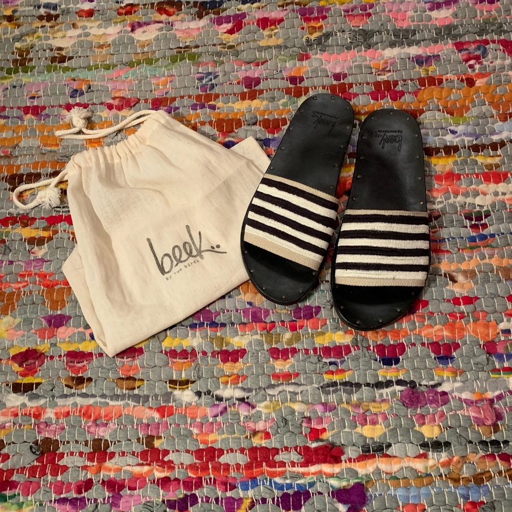 Beek striped sandals